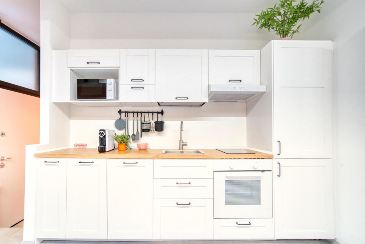 Apartment Suzzani 273 Милано Екстериор снимка